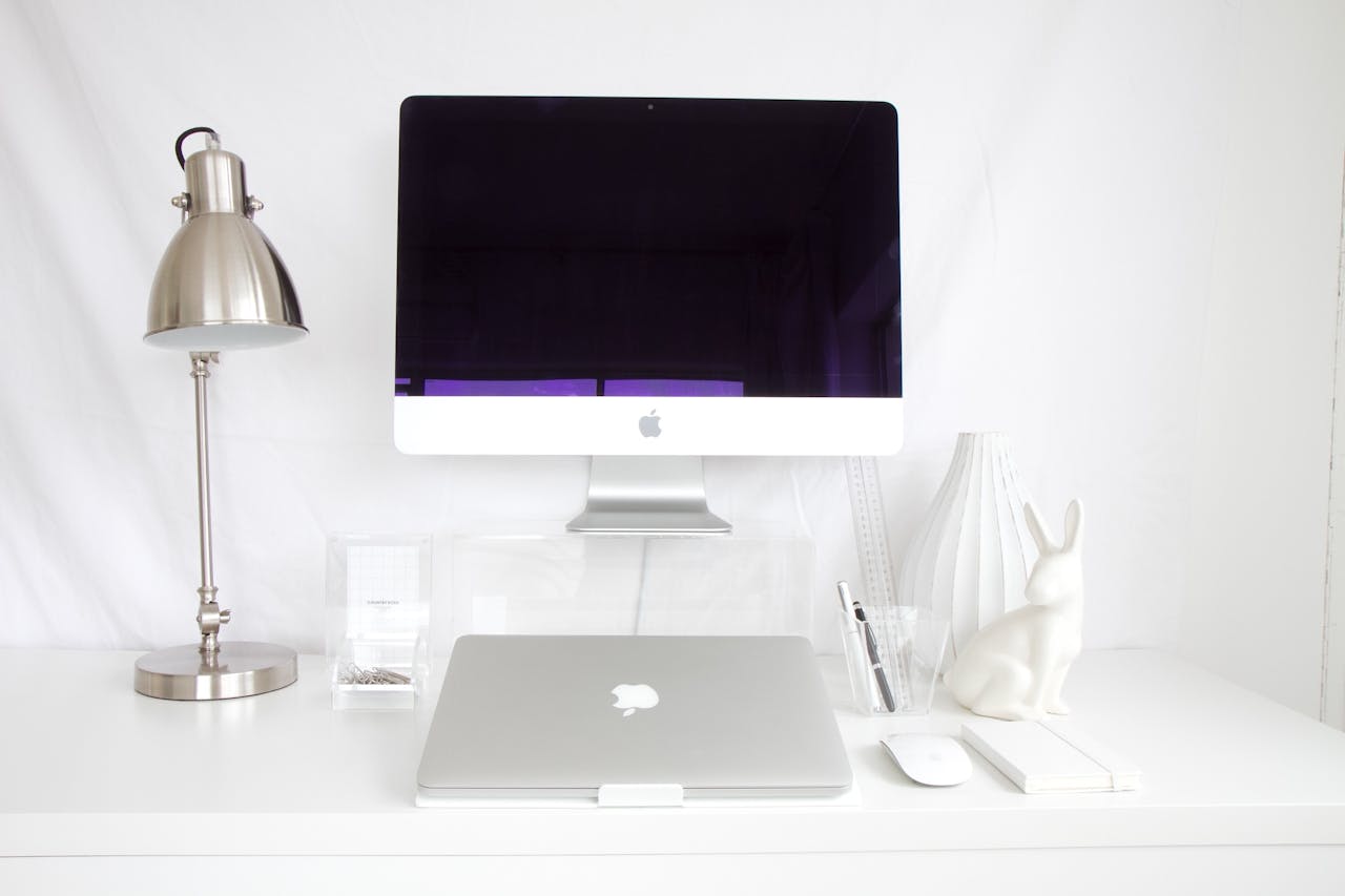 modern-minimalist-workspace-with-computer-34502056